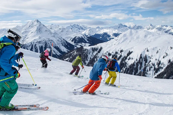 Skifahren am Arlberg